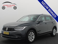 Volkswagen Tiguan - 1.5 TSI Life Business FULL LED / KEYLESS / STOELVERW / STUURVERW / CARPLAY / NAVI / CLIMA