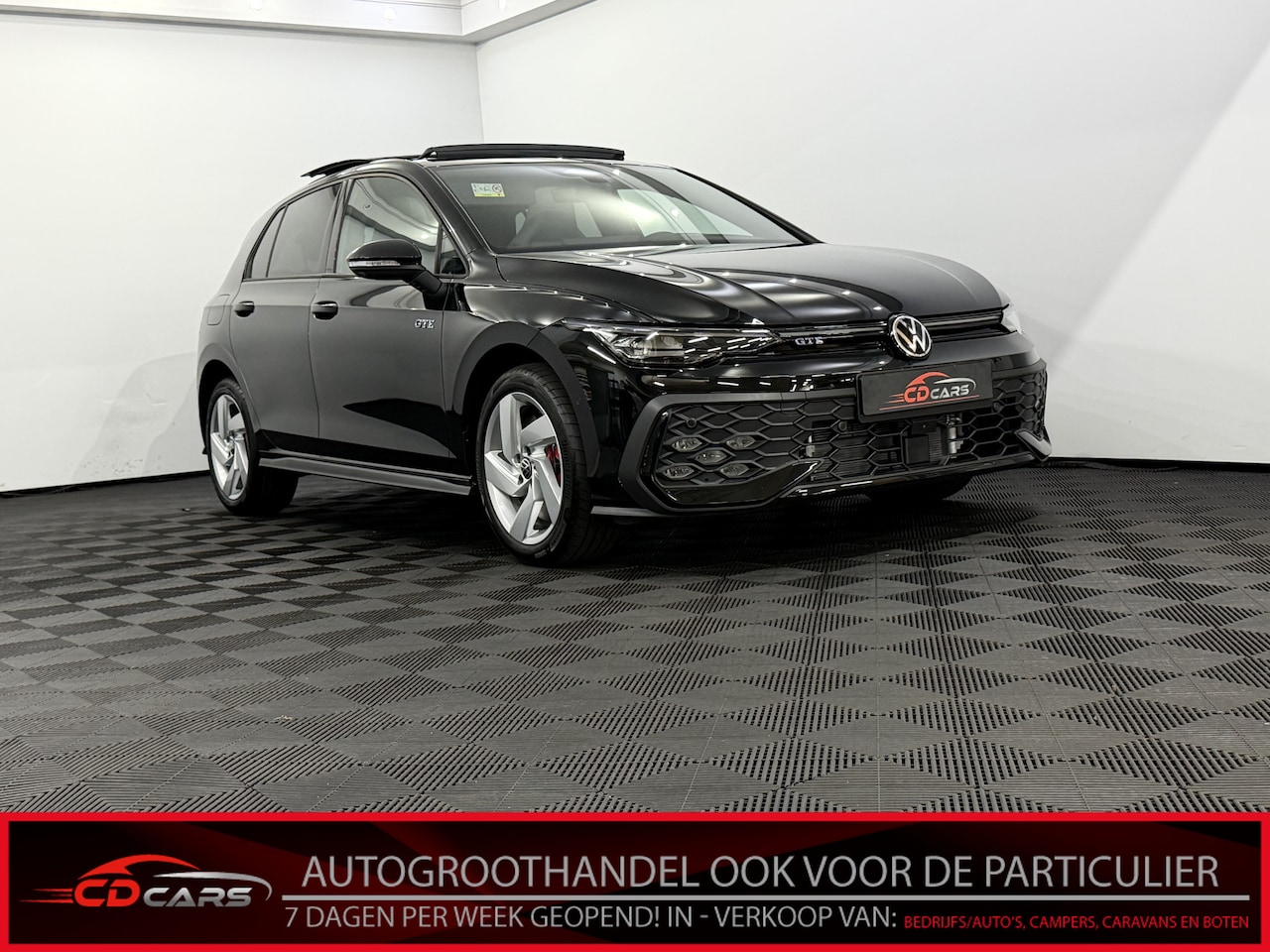Volkswagen Golf - 1.5 eHybrid GTE Plug-in Panoramadak, 360 Camera, Head-up display, Navi, Virtual desk, Memo - AutoWereld.nl