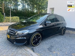 Mercedes-Benz B-klasse - 180 AUTOMAAT PANO AMG NAP NAVI AIRCO