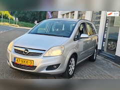 Opel Zafira - 1.8 Business*1e eig*7 personen*aiirco ijs*nap*trekhaak*rijd rem schakel zeer goed*inruil m
