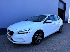 Volvo V40 - 2.0 D2 Nordic+ - Trekhaak - Stoel verwarming