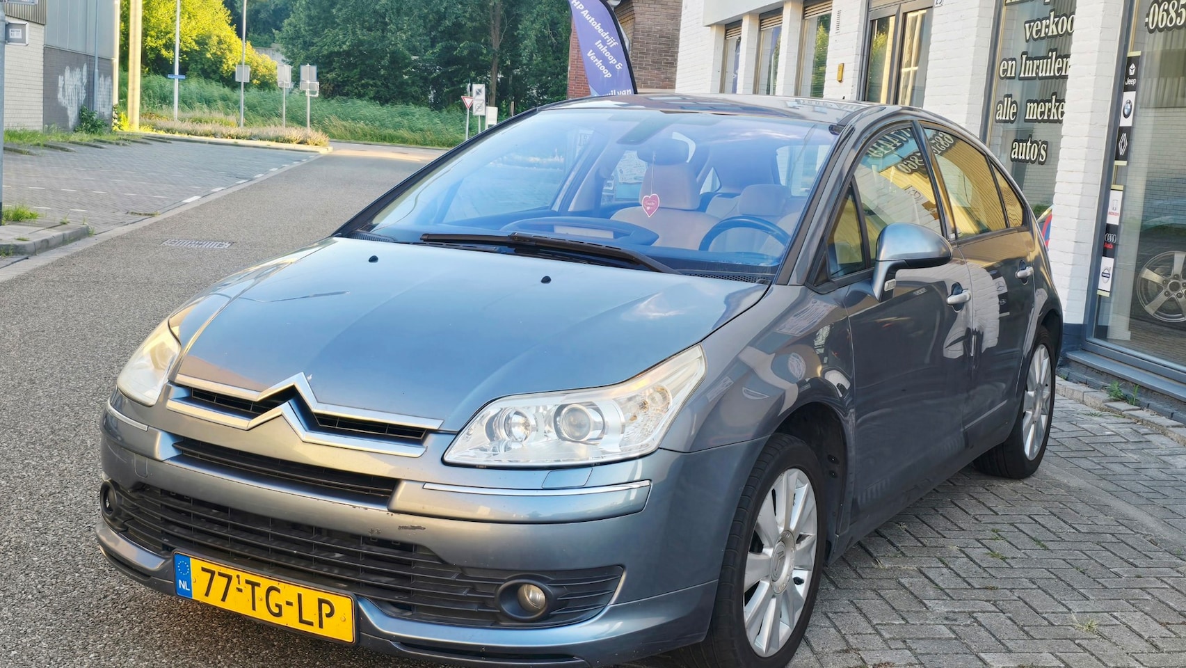 Citroën C4 - 1.6-16V Exclusive*nap*apk*airco ijs*rijd goed*inruil mog!!! - AutoWereld.nl