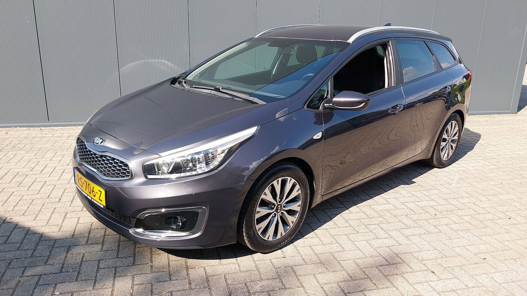 Kia Cee'd Sportswagon - 1.0 T-GDi ComfortPlusLine Navigator 1.0 T-GDi ComfortPlusLine Navigator - AutoWereld.nl