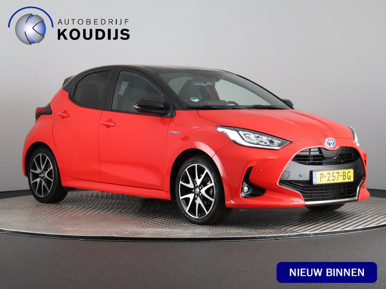 Toyota Yaris - 1.5 Hybrid Launch Edition 1e Eigenaar (Camera / Head Up / Stoel-Stuurverw. / ACC) - AutoWereld.nl