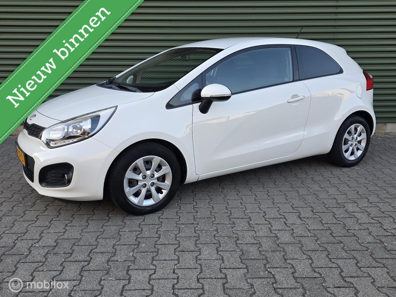 Kia Rio - 1.2 CVVT Plus Pack|Airco|CruiseControle|2x Sleutel| - AutoWereld.nl