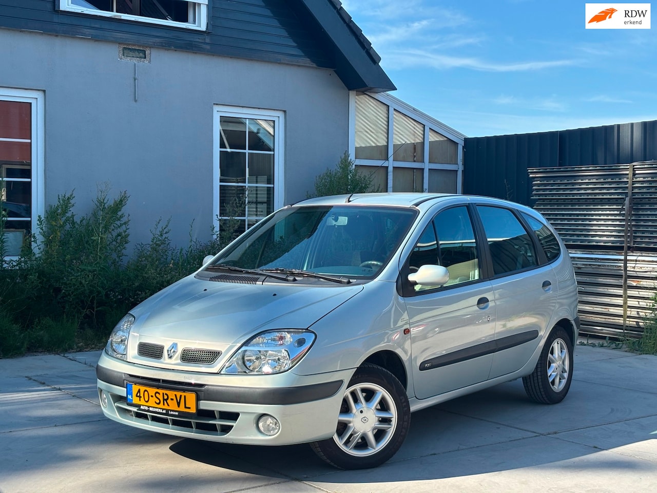 Renault Scénic - 2.0-16V RXI | Automaat | Airco | El. Ramen | Onderhoudshistorie | Rijklaar! - AutoWereld.nl