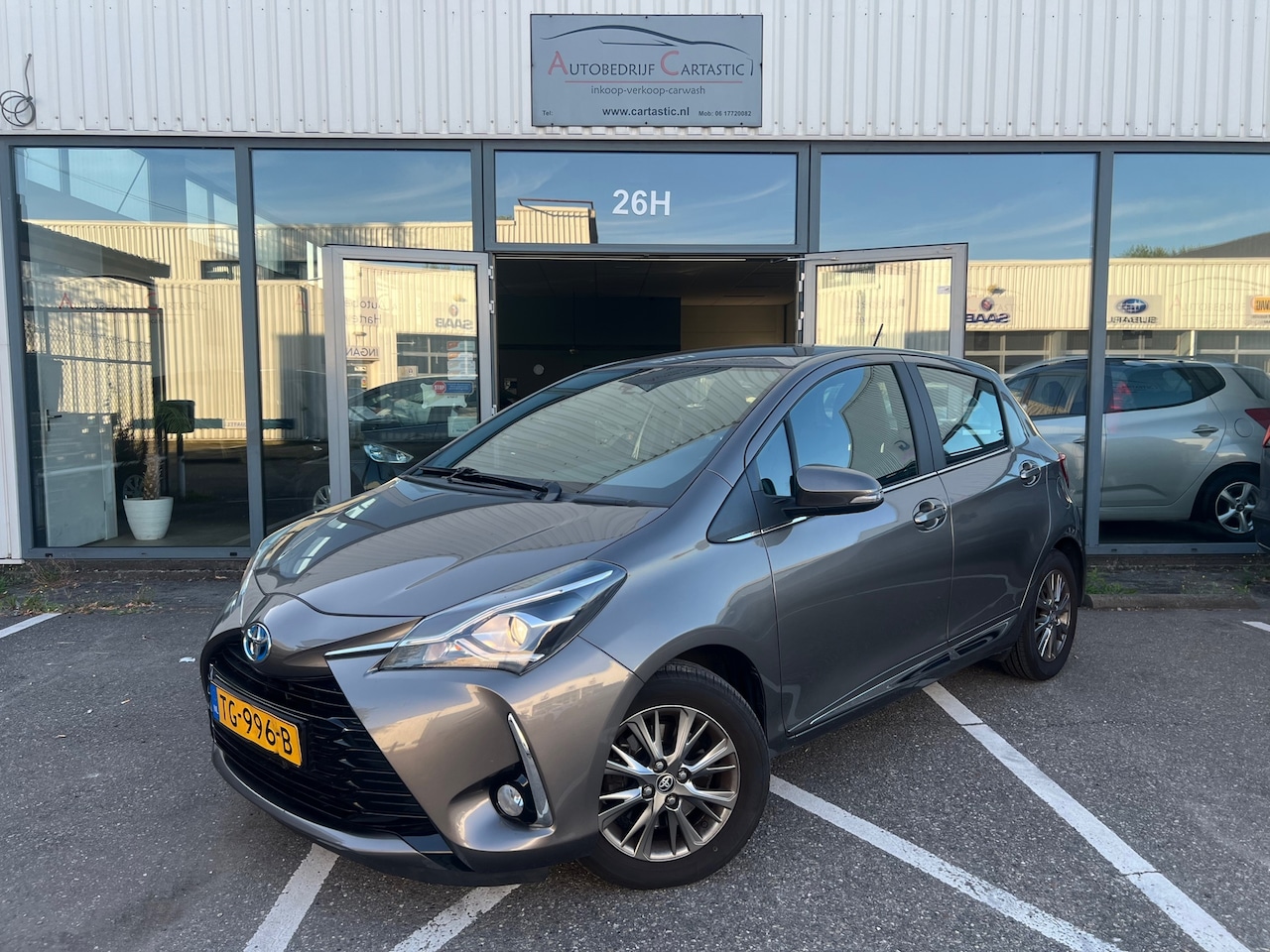 Toyota Yaris - 1.5 Hybrid Energy Plus 1e EIGENAAR | NAVI | CAMERA | CLIMA | KEYLESS | CRUISE | DEALER OND - AutoWereld.nl