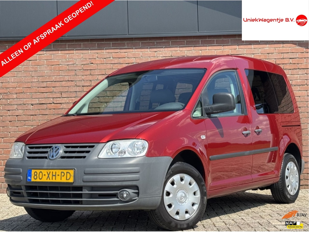 Volkswagen Caddy - 1.6 OPTIVE COMFORT 5P. | NL-AUTO! | AIRCO! - AutoWereld.nl