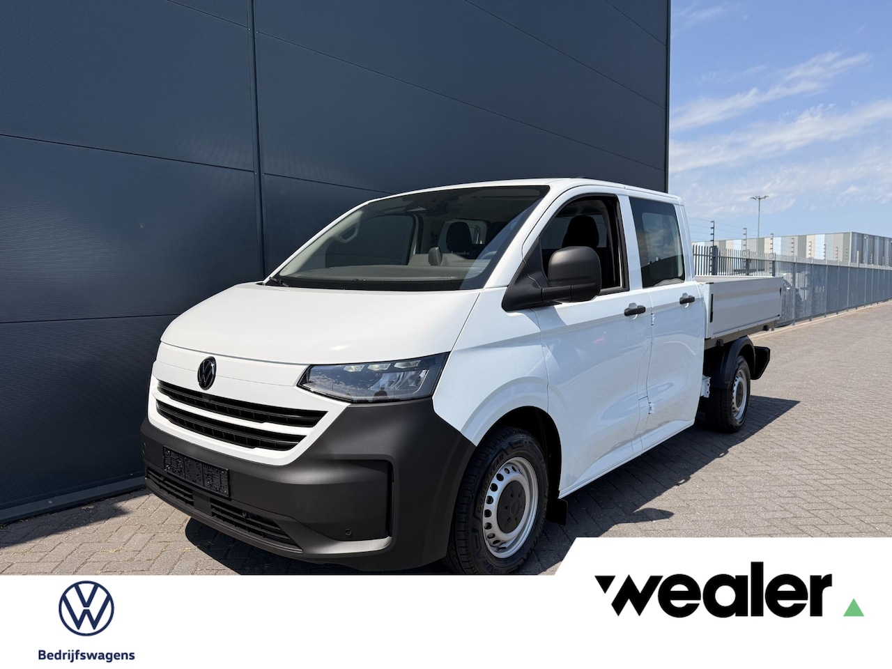 Volkswagen e-Transporter - Bedrijfswagens Dubbele Cabine L2 elektromotor 100 kW (136 pk) 350 | Trekhaak | All weather - AutoWereld.nl