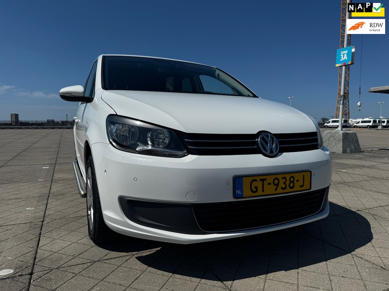 Volkswagen Touran - 2.0 TDI Comfortline BMT DIERENVERVOER NAP - AutoWereld.nl