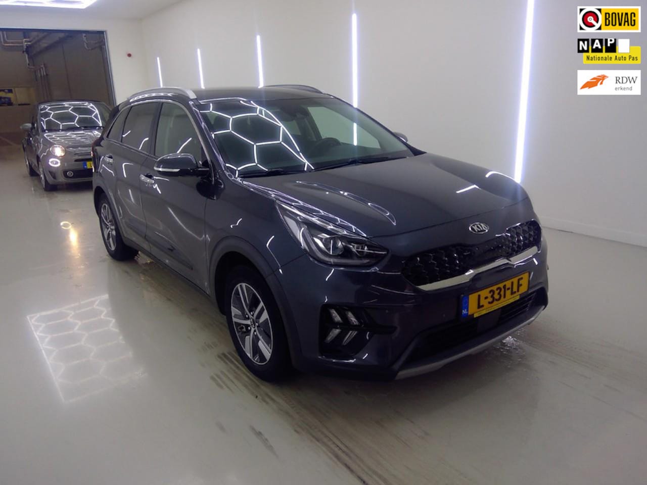 Kia Niro - 1.6 GDi Hybrid DynamicPlusLine+Volleder+breed-navigatie+stoel&stuur-verw+camera+trekhaak = - AutoWereld.nl