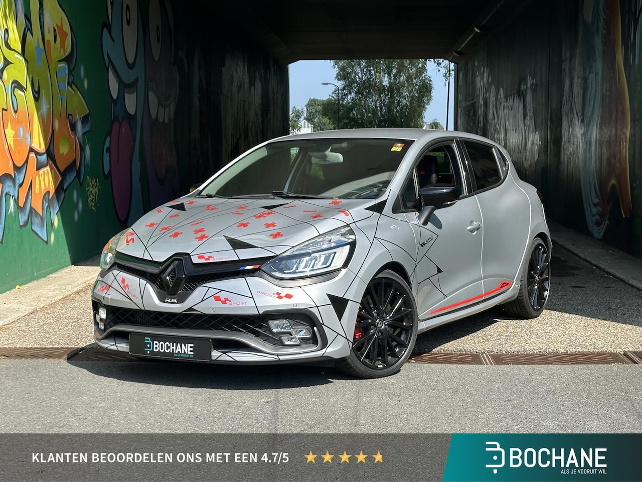 Renault Clio - 1.6 Turbo R.S. Trophy UNIEK! | ACHTERUITRIJCAMERA | STOELVERWARMING | AKRAPOVIČ UITLAATSYS - AutoWereld.nl