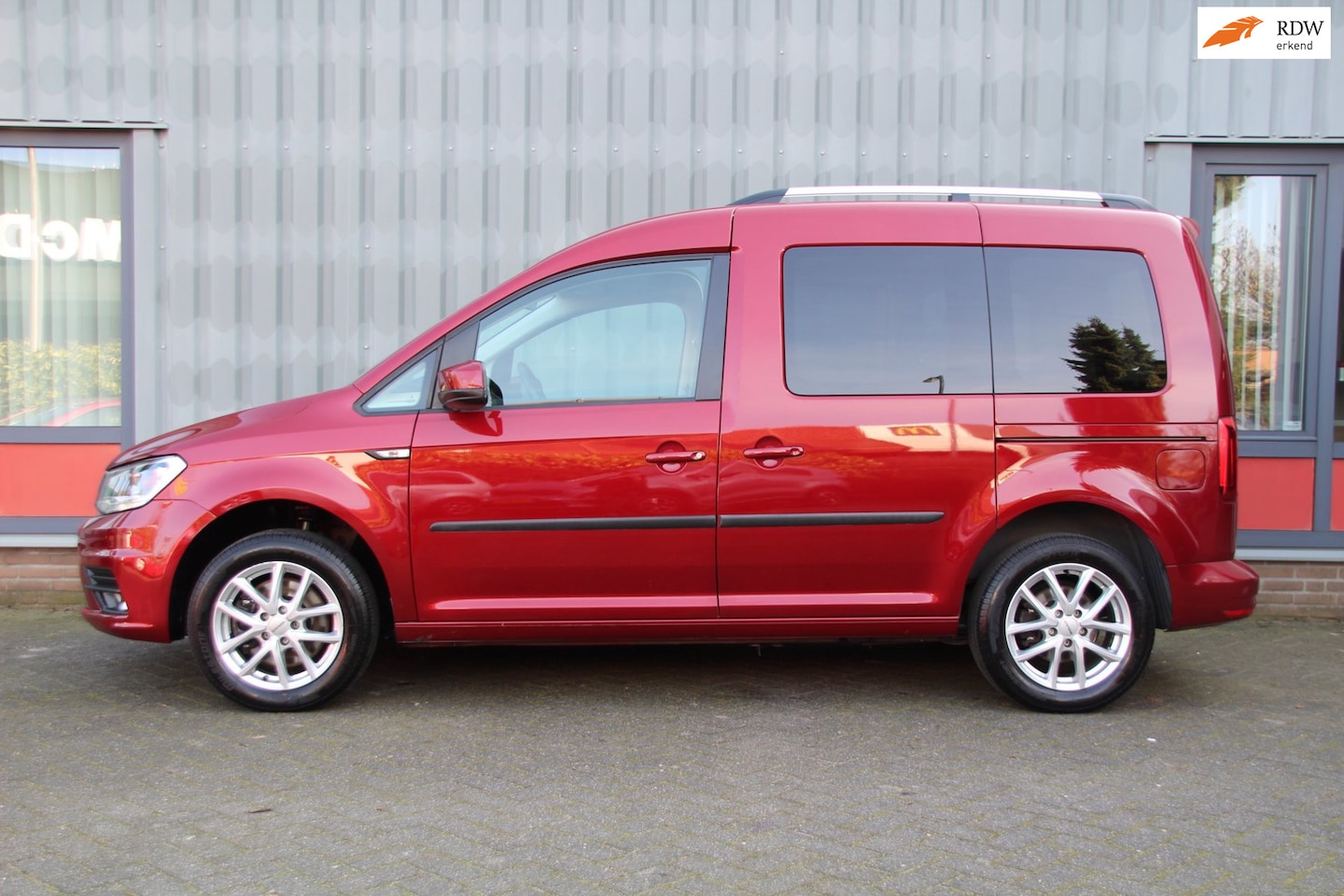 Volkswagen Caddy - CADDY 1.4 TSI AUTOMAAT 51.000 kmst invalide HANDBEDIENING REM EN GAS , - AutoWereld.nl