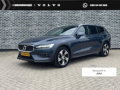 Volvo V60 Cross Country - 2.0 B5 AWD Pro | Trekhaak | Panoramadak | Lederen Bekleding | Alarm | Keyless Entry | Elek