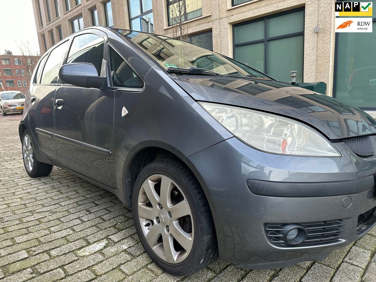 Mitsubishi Colt - 1.3 Instyle AUT Airco Leder StoelVerwarming NAP Trekhaak Nieuwe Banden Koppeling - AutoWereld.nl