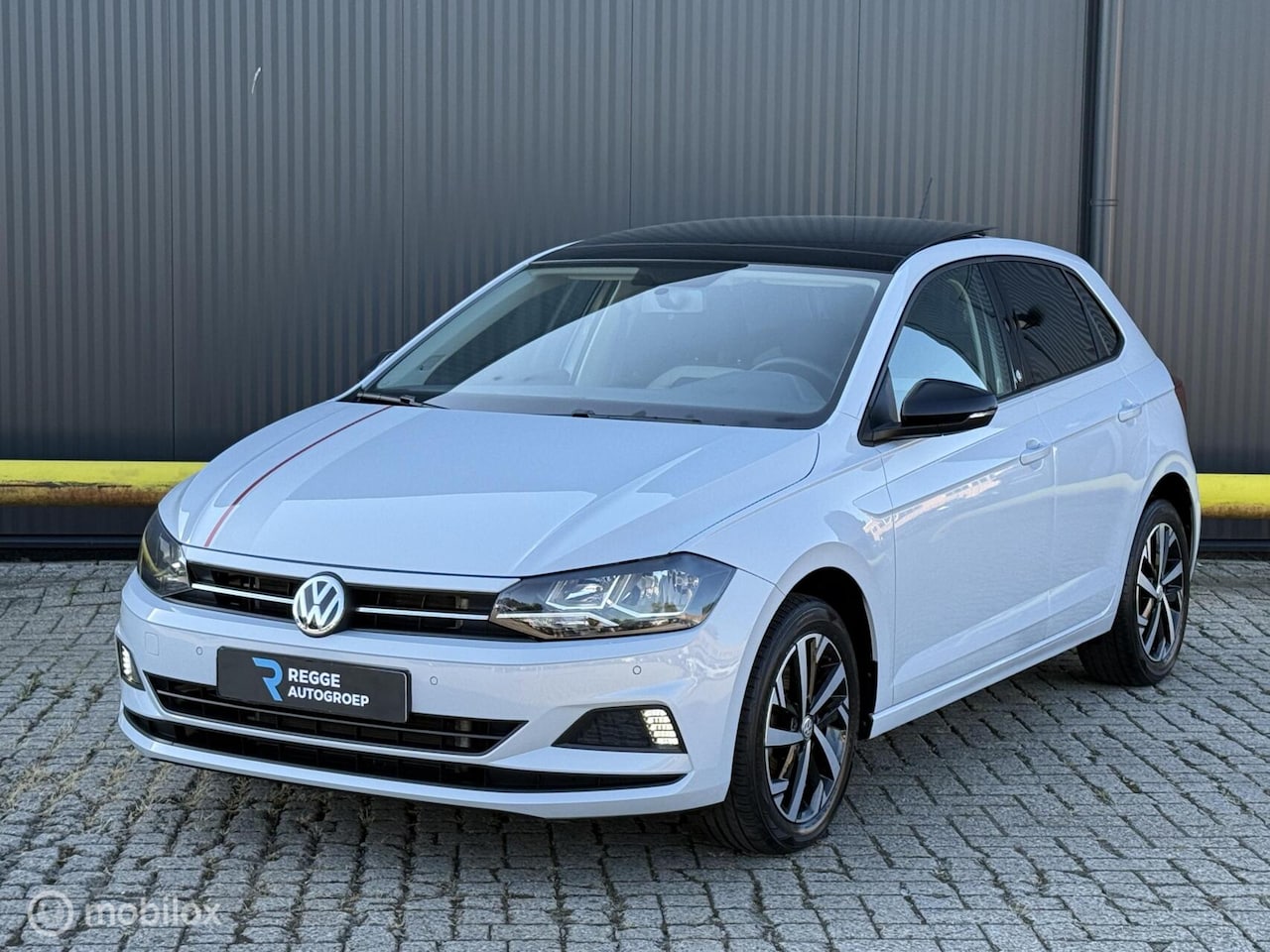 Volkswagen Polo - 1.0 TSI Beats Highline BOMVOL | NIEUWSTAAT | - AutoWereld.nl