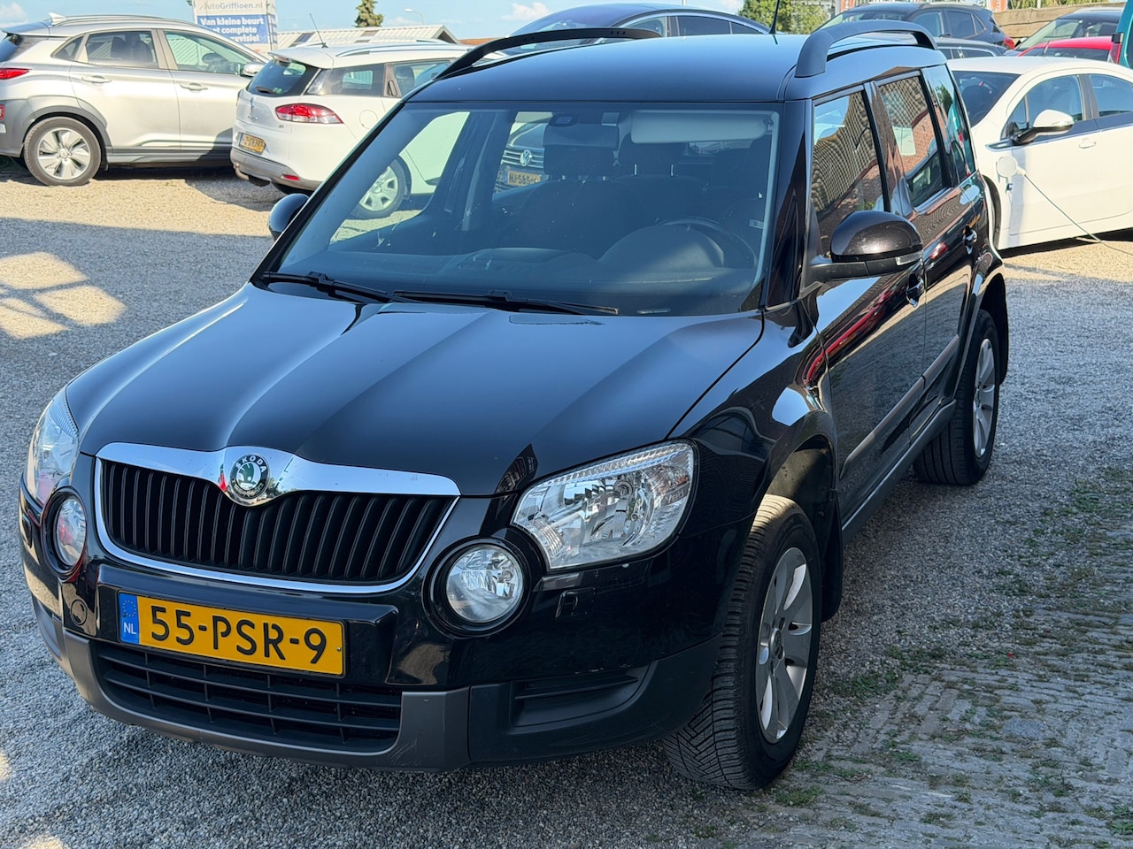 Skoda Yeti - 1.2 TSI Ambition Automaat Clima Cruise PDC Trekhaak Carkit Goed Onderhouden - AutoWereld.nl
