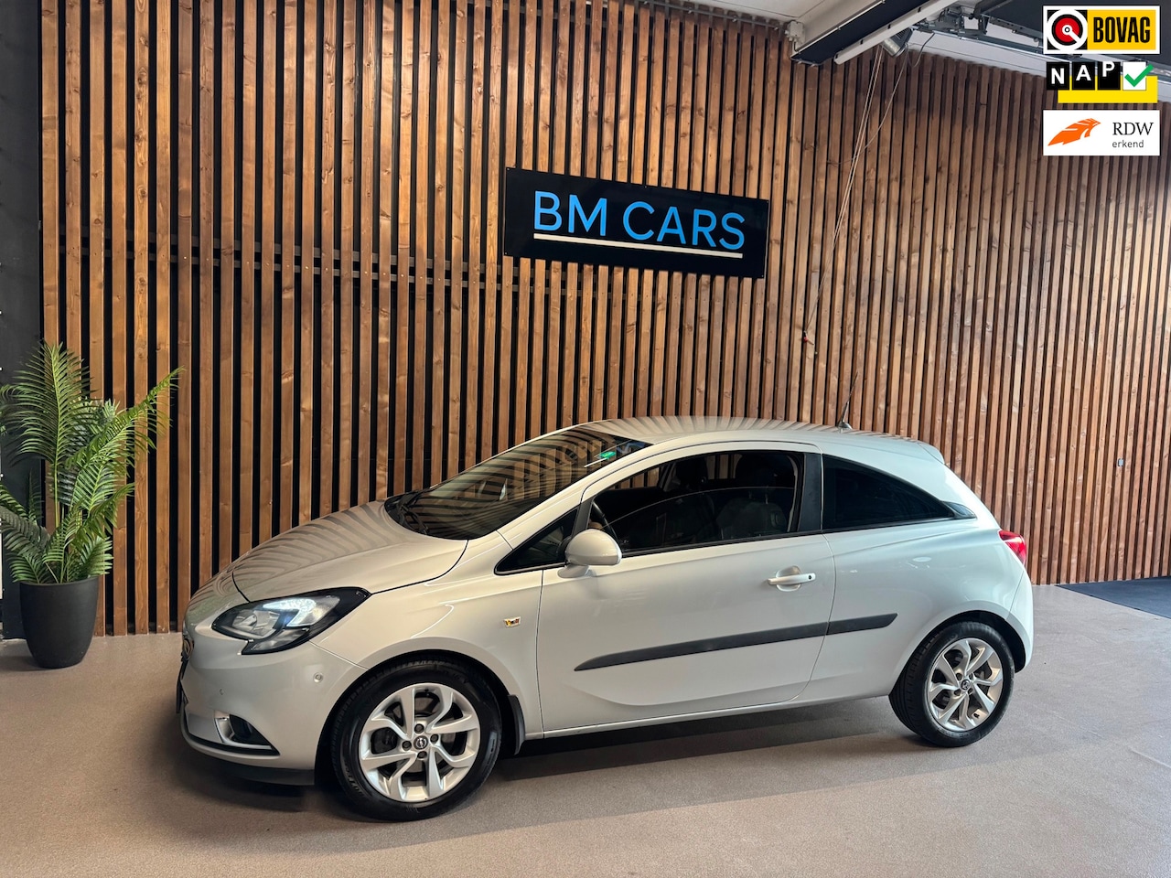 Opel Corsa - 1.0 Turbo Color Edition Airco,Camera, Pdc - AutoWereld.nl