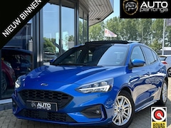 Ford Focus - 1.0 EcoBoost ST Line Business 125PK | 2e Eigenaar | NL AUTO | PANO | Achteruitrijcamera |