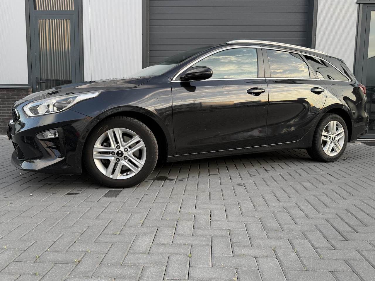 Kia Cee'd Sportswagon - Ceed 1.0 T-GDi MHEV DynamicLine - AutoWereld.nl