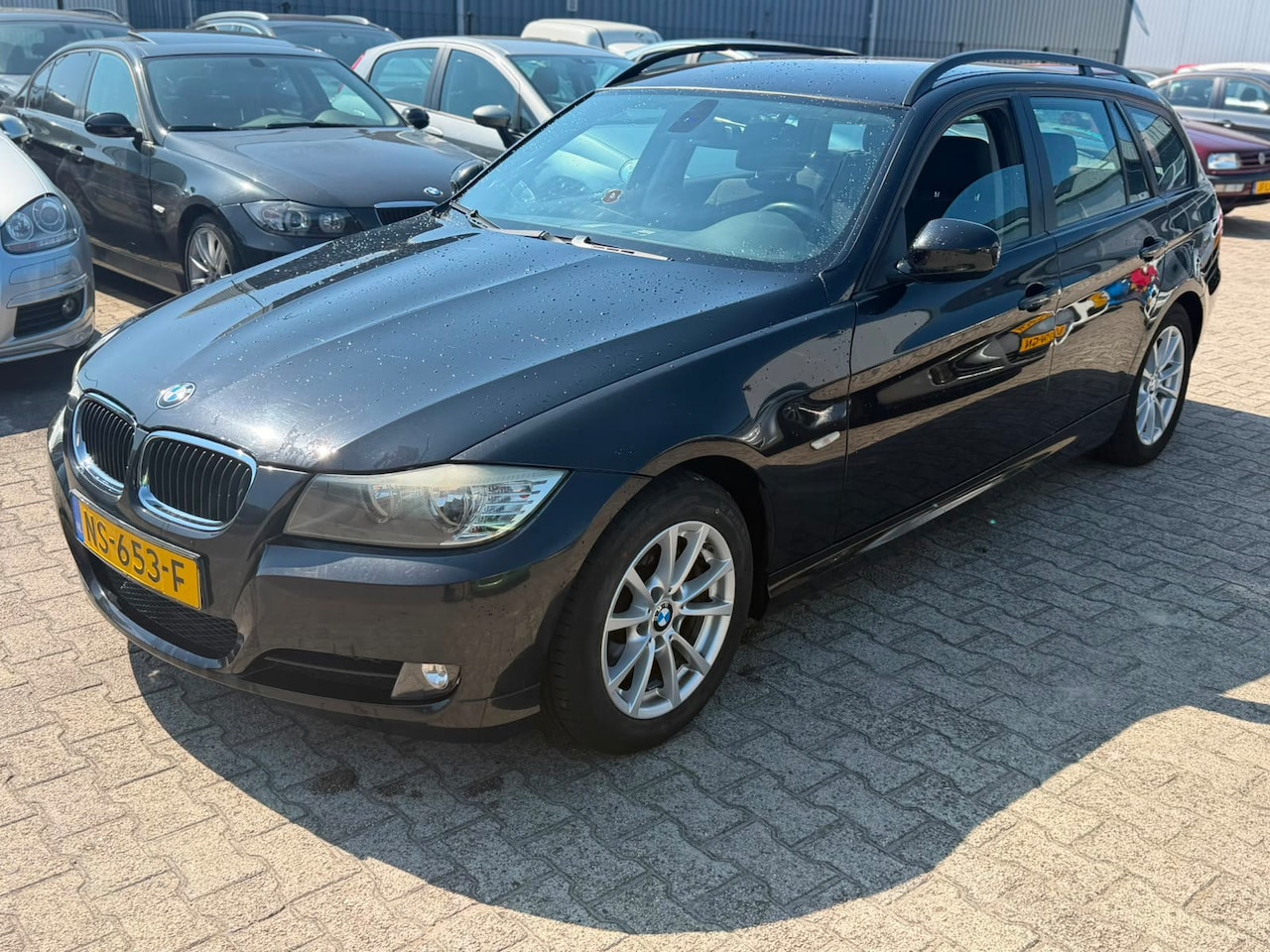 BMW 3-serie Touring - 318i 2009 LCI Facelift Zwart Automaat - AutoWereld.nl