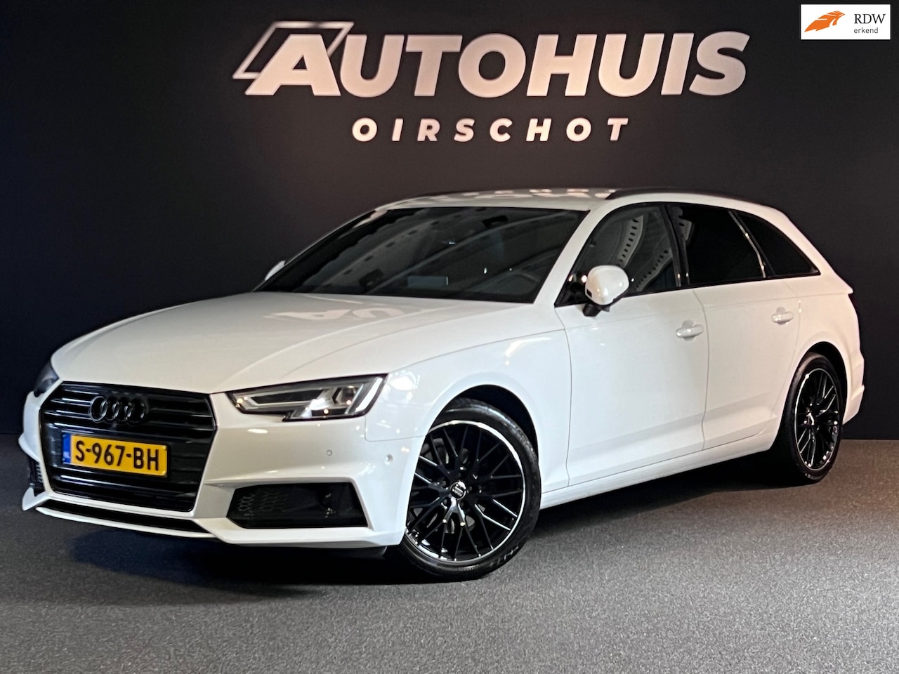Audi A4 Avant - 35 TFSI Design Pro Line Plus Trekhaak/ 360 Camera/ Side Assist/ Standkachel/ Ambientlight/ - AutoWereld.nl
