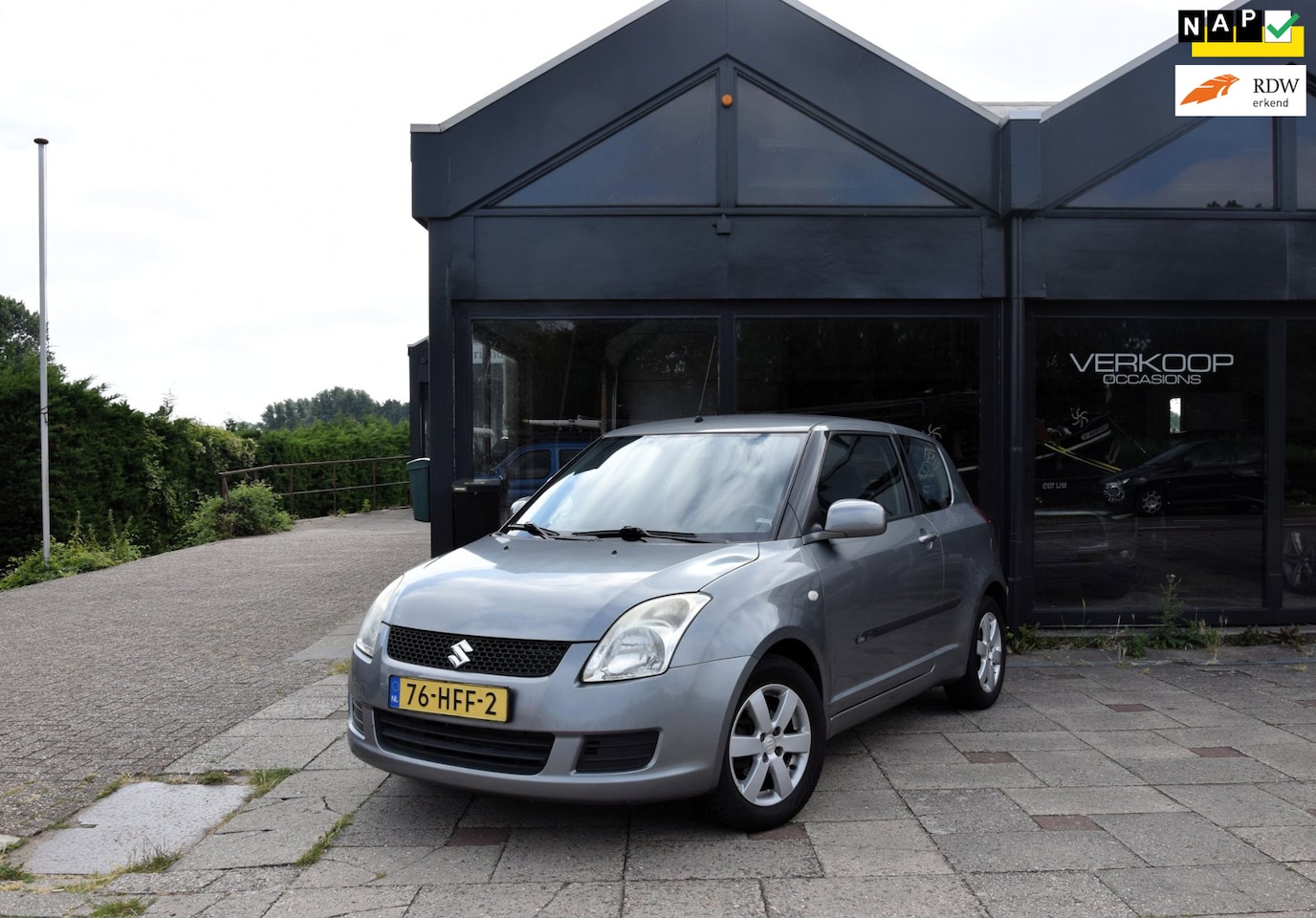 Suzuki Swift - 1.3 Comfort Carply Navigatie Airco - AutoWereld.nl
