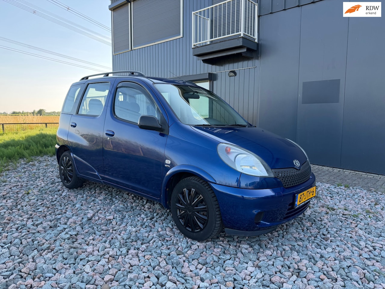 Toyota Yaris Verso - 1.3-16V VVT-i Sol 1.3-16V VVT-i Sol - AutoWereld.nl