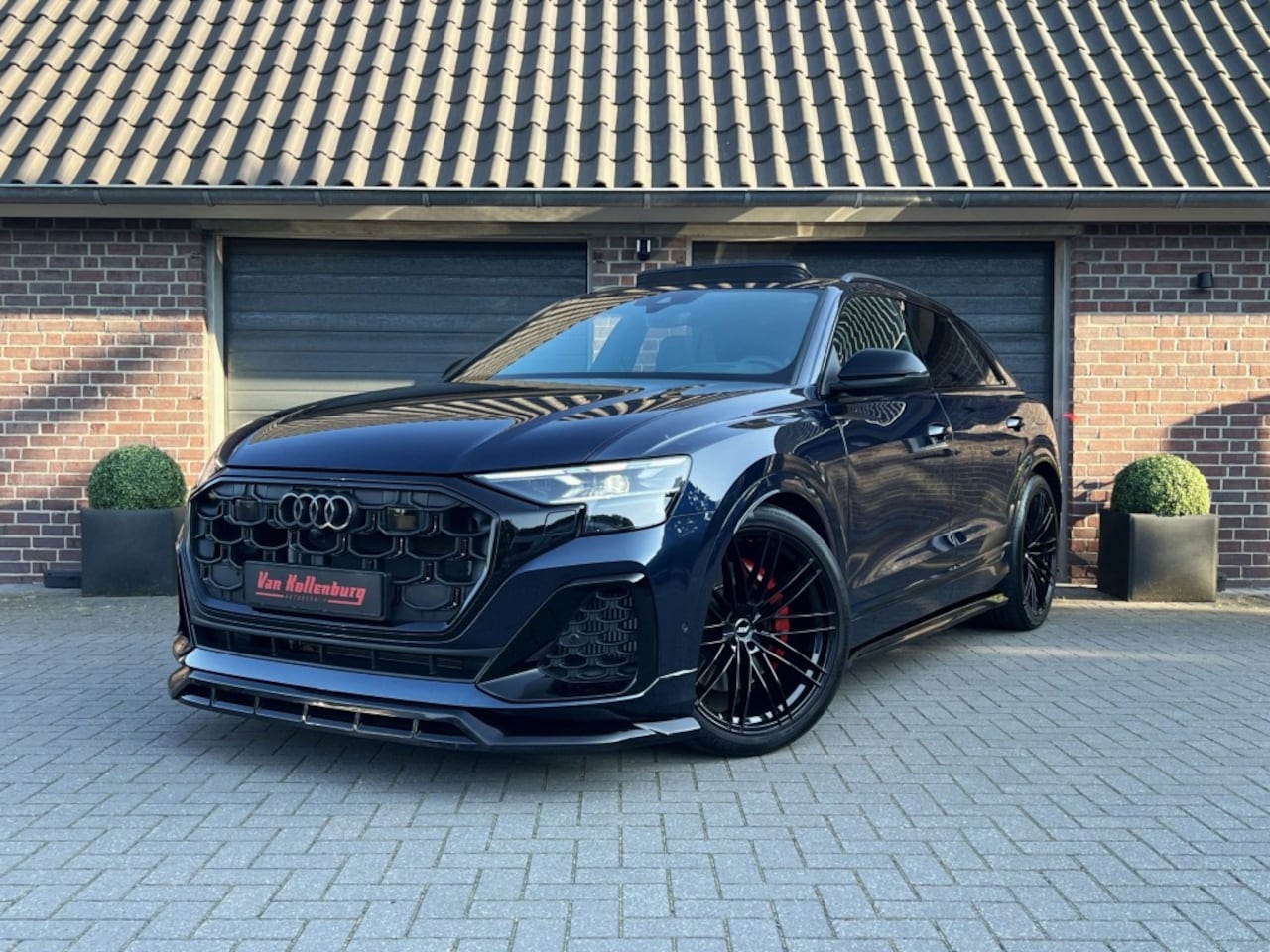 Audi Q8 - 60 TFSIE QUATTRO S LINE COMPETITION PANO MASSAGE 4WB SOFT CLOSE - AutoWereld.nl