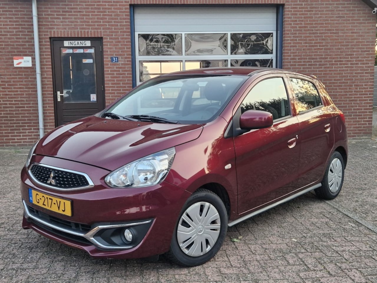 Mitsubishi Space Star - 1.0 Cool+ 5-drs Airco NL-auto - AutoWereld.nl