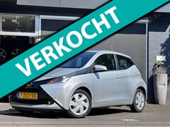 Toyota Aygo - 1.0 VVT-i x-play ORGINEEL NL / CAMERA / AIRCO / ELEKT RAMEN