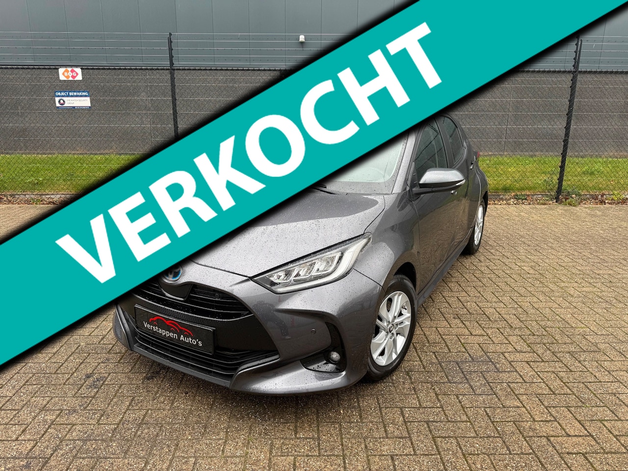 Toyota Yaris - 1.5 Hybrid Dynamic *AUTOMAAT-NAVI-9.000KM!* - AutoWereld.nl