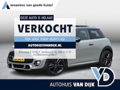 MINI 3-Deurs - 1.5 Cooper (JCW pakket) | NL-auto/1e eign./Voll.Historie/Pano-schuifdak/harman&kardon/Appl