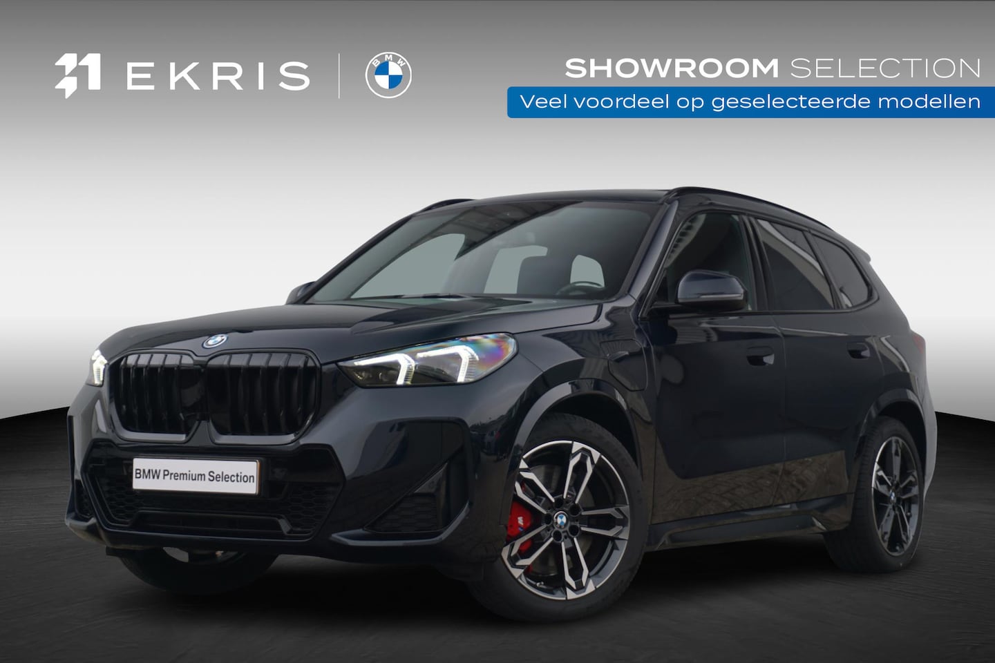 BMW X1 - xDrive25e M Sportpakket Pro 19'' | Panoramadak | Trekhaak | Harman Kardon | Elektrisch ver - AutoWereld.nl