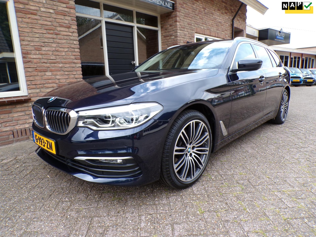 BMW 5-serie Touring - 520i High Executive Edition Incl BTW - AutoWereld.nl