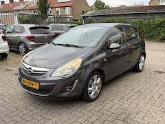 Opel Corsa - 1.2-16V Cosmo