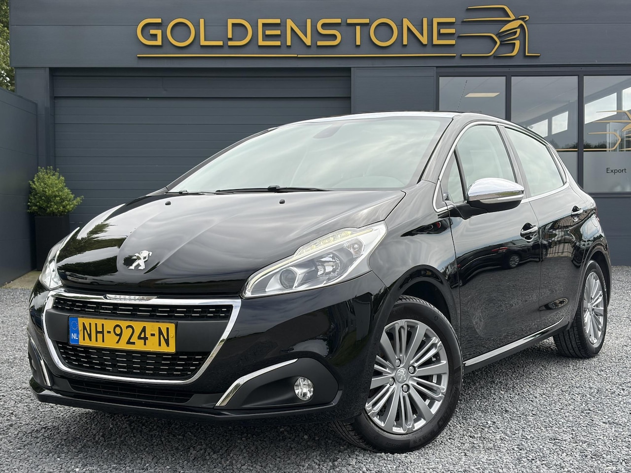 Peugeot 208 - 1.2 PureTech Allure D-riem vv in 2022,2e Eigenaar,110pk,Dealer Onderhouden,Pano,Carplay,Ca - AutoWereld.nl