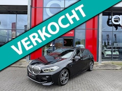 BMW 1-serie - 116i Executive Edition M-Pakket Panorama