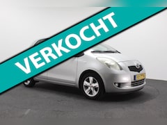 Toyota Yaris - 1.3 VVTi Luna | Climate control | Elektrische ramen | Sportvelgen | Parkeersensoren