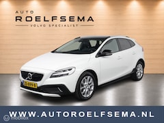 Volvo V40 Cross Country - 1.5 T3 Polar+ Luxury | Panoaramdak | Keyless | Verwarmbare voorstoelen | Lederen bekleding