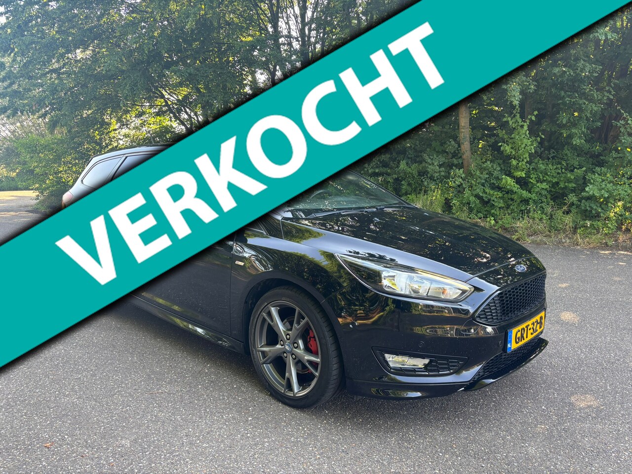 Ford Focus Wagon - 1.5 Titanium | ST-Line | Aut. | Camera | APK 11-'26 - AutoWereld.nl