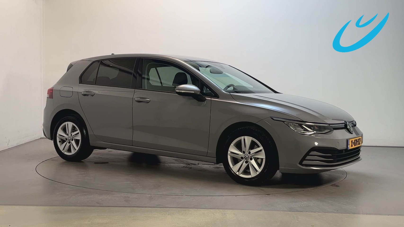 Volkswagen Golf - 1.0 TSI 110pk Life Sfeerverlichting Navigatie Parkeersensoren - AutoWereld.nl