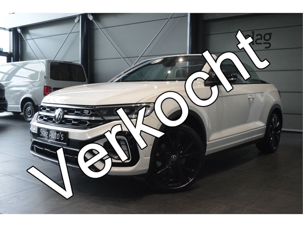 Volkswagen T-Roc Cabrio - 1.5 TSI 3X R-Line Black Style beats leer camera trekhaak !! - AutoWereld.nl