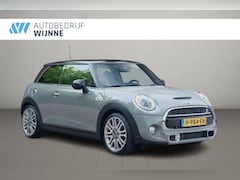 MINI Cooper S - 192pk Chili Serious Business | JCW Pakket | Panoramadak | Keyless | Camera | Harman/kardon