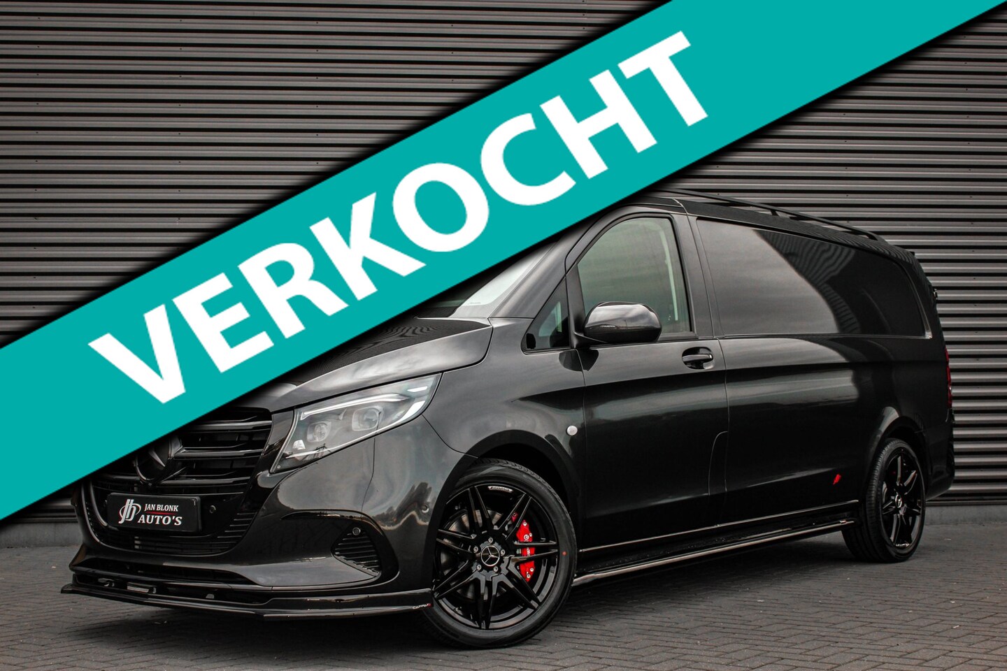 Mercedes-Benz Vito - 119 CDI L3 4x4 SELECT LANG / BPM VRIJ / FULL BLACK OPS / VERLAAGD / AMG / SIDE- BARS / SPO - AutoWereld.nl