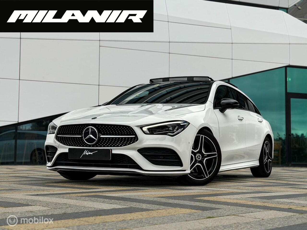 Mercedes-Benz CLA-klasse Shooting Brake - 200 AMG Line |Pano|Memory|360 - AutoWereld.nl