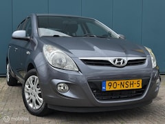 Hyundai i20 - 1.2i DynamicVersion 1Ste Eigenaar 5Drs Airco Trekhaak APK 24-06-2027