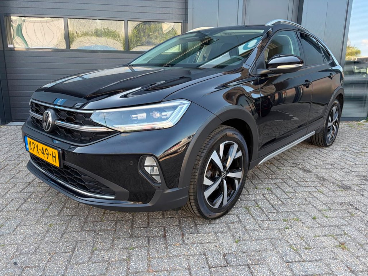 Volkswagen Taigo - 1.5 TSI R-Line 1.5 TSI R-Line, IQ-Light, Virtual Cockpit, Carplay. - AutoWereld.nl