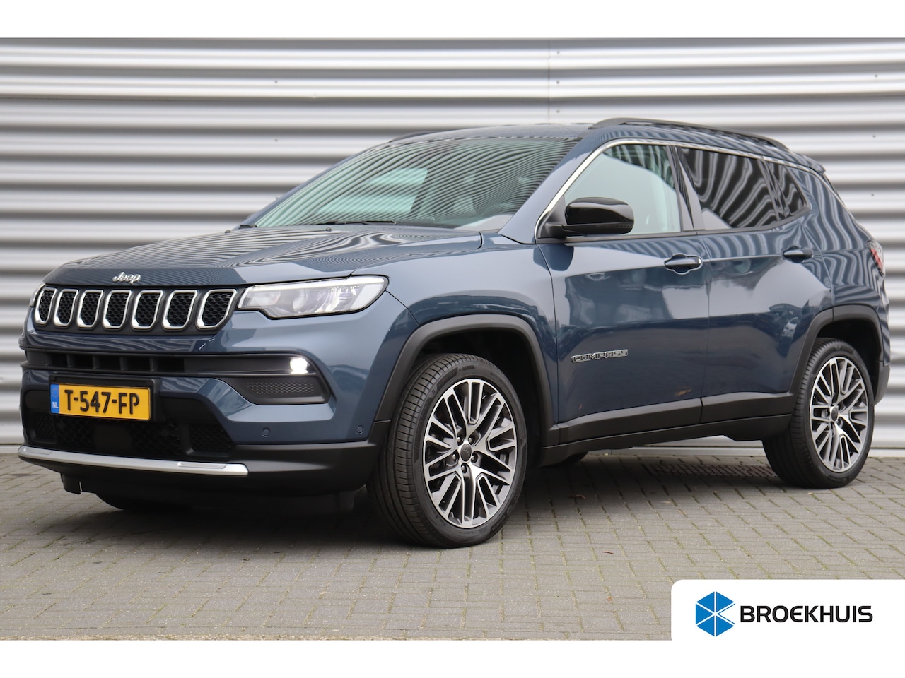 Jeep Compass - 1.5T e-HYBRID 130PK LIMITED AUTOMAAT / NAVI / LEDER / CLIMA / FULL-LED / CAMERA / 19" LMV - AutoWereld.nl
