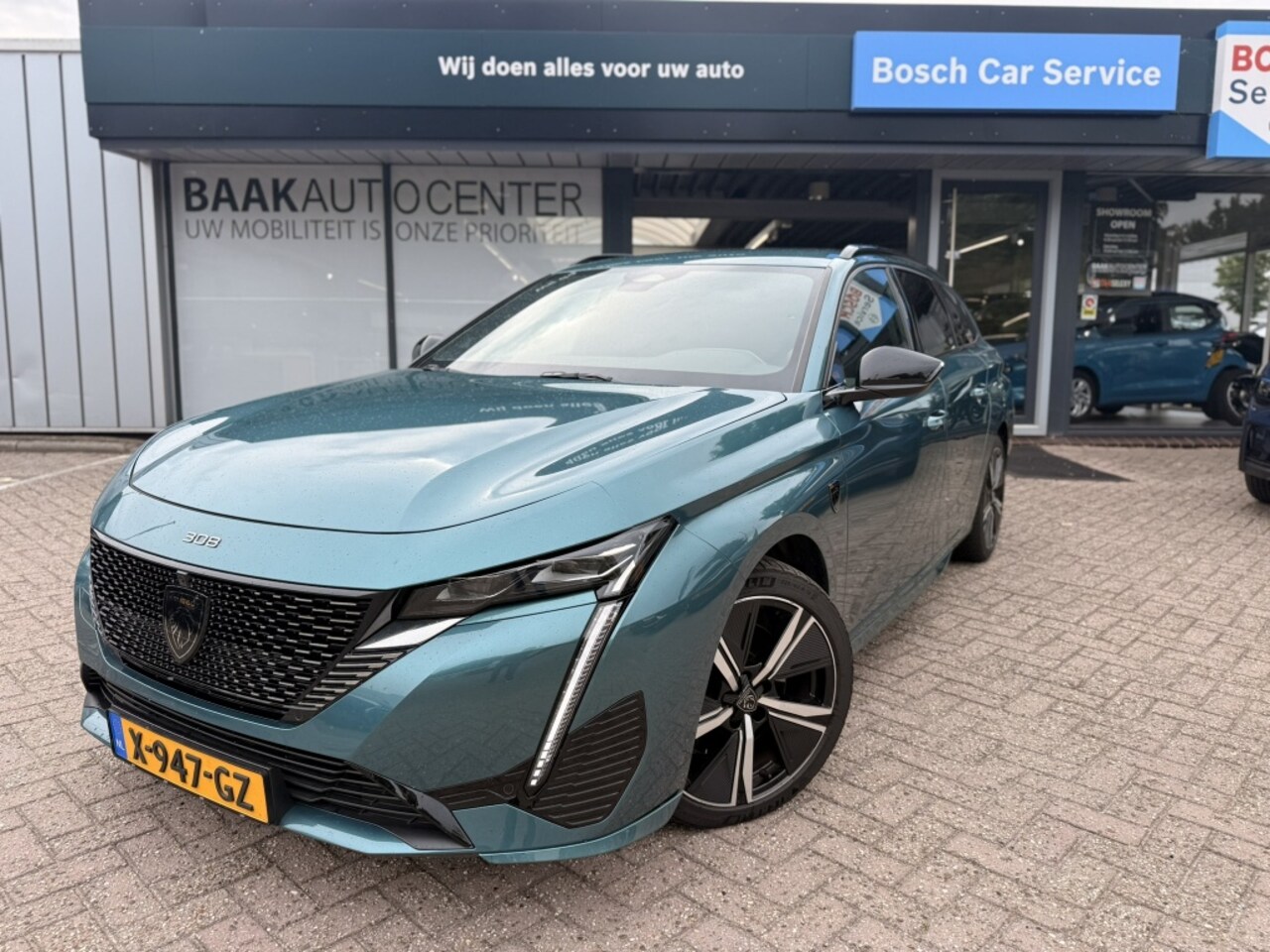 Peugeot 308 SW - 1.6 PHEV 225 GT | Massage | 360 | ACC - AutoWereld.nl